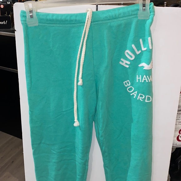 HOLLISTER TEAL SWEATPANTS WITH DRAWSTRING SIZE XS - Picture 1 of 5
